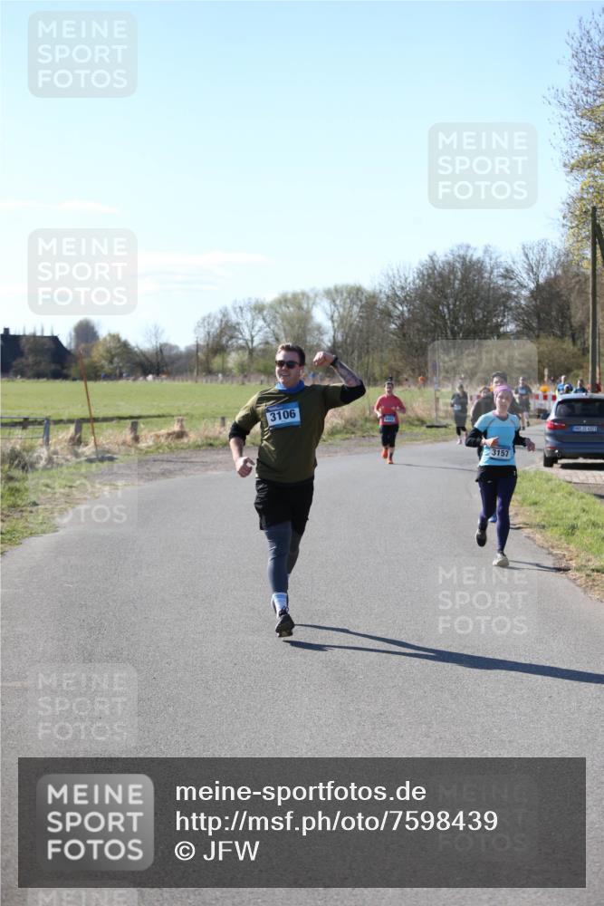 06.04.2025 - 44. Internationalen Wilhelmsburger Insellauf Jannik Wohlers http://msf.ph/oto/7598439 06.04.2025 10:38:23 Laufen 3106, 3157, 31, 4323 meine-sportfotos.de