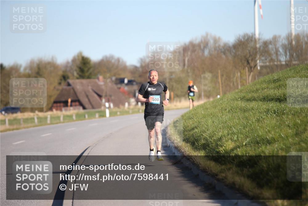 06.04.2025 - 44. Internationalen Wilhelmsburger Insellauf Jannik Wohlers http://msf.ph/oto/7598441 06.04.2025 09:17:18 Laufen 500 meine-sportfotos.de