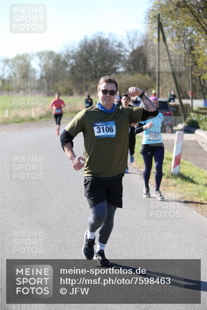 06.04.2025 - 44. Internationalen Wilhelmsburger Insellauf Jannik Wohlers http://msf.ph/oto/7598463 06.04.2025 10:38:24 Laufen 3106, 3157 meine-sportfotos.de