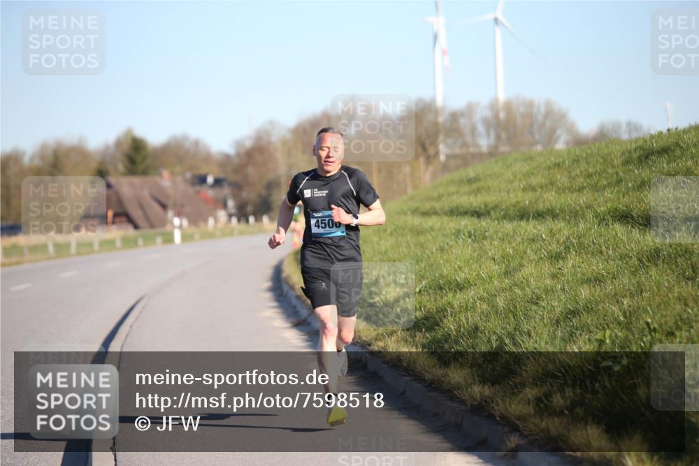 06.04.2025 - 44. Internationalen Wilhelmsburger Insellauf Jannik Wohlers http://msf.ph/oto/7598518 06.04.2025 09:17:21 Laufen 4500 meine-sportfotos.de