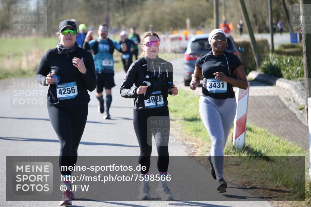 06.04.2025 - 44. Internationalen Wilhelmsburger Insellauf Jannik Wohlers http://msf.ph/oto/7598566 06.04.2025 10:38:38 Laufen 4255, 3142, 3928, 3431 meine-sportfotos.de