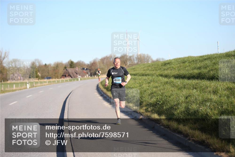 06.04.2025 - 44. Internationalen Wilhelmsburger Insellauf Jannik Wohlers http://msf.ph/oto/7598571 06.04.2025 09:17:22 Laufen 4500 meine-sportfotos.de