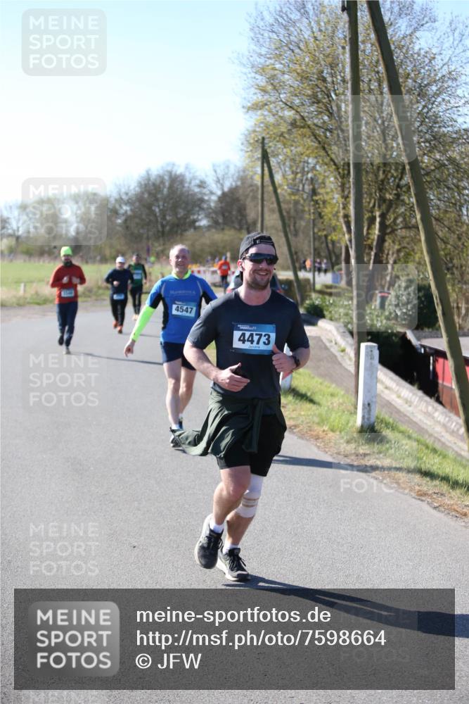 06.04.2025 - 44. Internationalen Wilhelmsburger Insellauf Jannik Wohlers http://msf.ph/oto/7598664 06.04.2025 10:38:44 Laufen 4547, 4473 meine-sportfotos.de