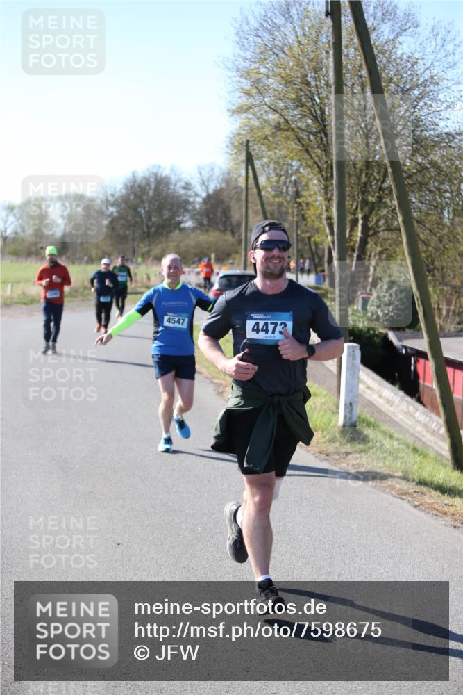06.04.2025 - 44. Internationalen Wilhelmsburger Insellauf Jannik Wohlers http://msf.ph/oto/7598675 06.04.2025 10:38:44 Laufen 4547, 4473 meine-sportfotos.de