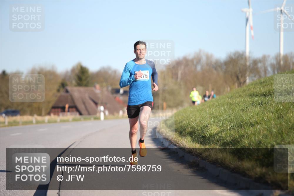 06.04.2025 - 44. Internationalen Wilhelmsburger Insellauf Jannik Wohlers http://msf.ph/oto/7598759 06.04.2025 09:17:56 Laufen 75 meine-sportfotos.de