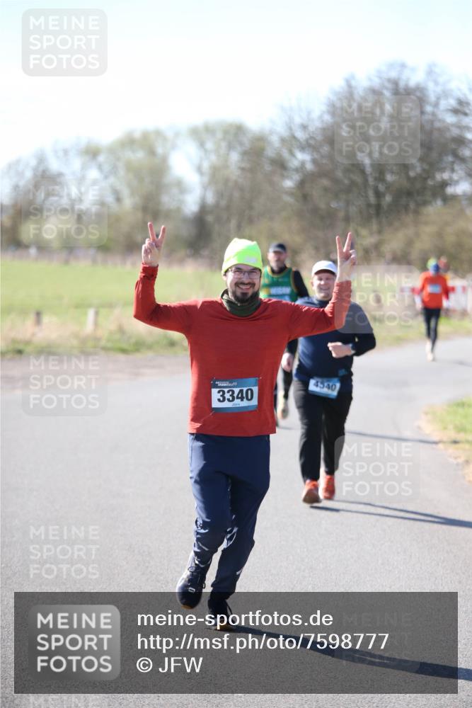 06.04.2025 - 44. Internationalen Wilhelmsburger Insellauf Jannik Wohlers http://msf.ph/oto/7598777 06.04.2025 10:38:48 Laufen 3340, 4540 meine-sportfotos.de