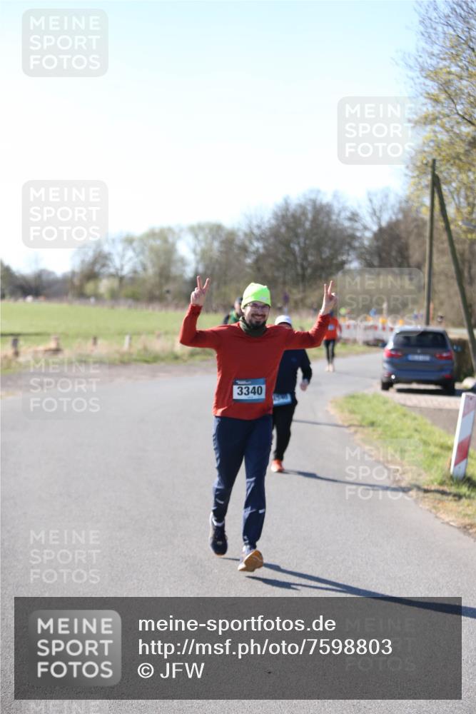 06.04.2025 - 44. Internationalen Wilhelmsburger Insellauf Jannik Wohlers http://msf.ph/oto/7598803 06.04.2025 10:38:48 Laufen 3340 meine-sportfotos.de
