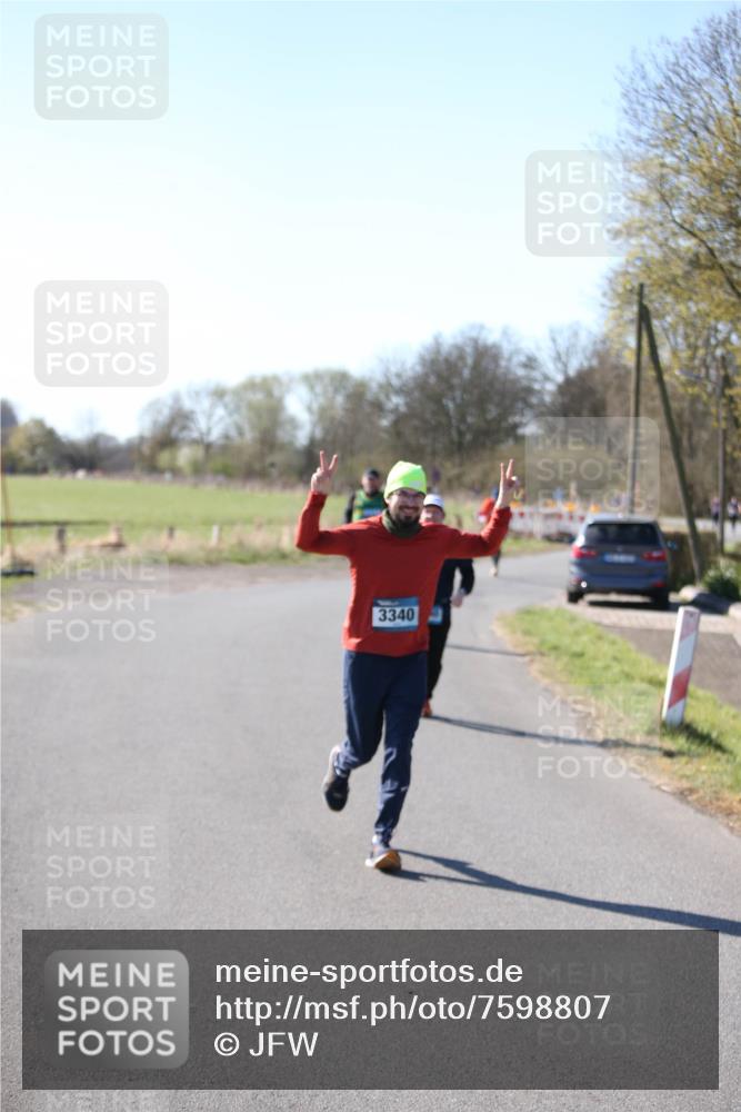 06.04.2025 - 44. Internationalen Wilhelmsburger Insellauf Jannik Wohlers http://msf.ph/oto/7598807 06.04.2025 10:38:48 Laufen 3340 meine-sportfotos.de