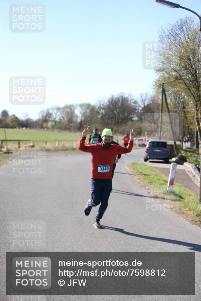 06.04.2025 - 44. Internationalen Wilhelmsburger Insellauf Jannik Wohlers http://msf.ph/oto/7598812 06.04.2025 10:38:48 Laufen 3340 meine-sportfotos.de
