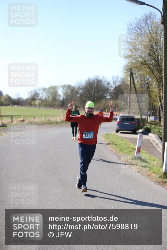 06.04.2025 - 44. Internationalen Wilhelmsburger Insellauf Jannik Wohlers http://msf.ph/oto/7598819 06.04.2025 10:38:48 Laufen 3340 meine-sportfotos.de
