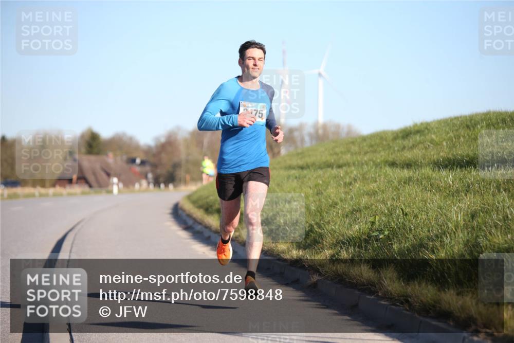 06.04.2025 - 44. Internationalen Wilhelmsburger Insellauf Jannik Wohlers http://msf.ph/oto/7598848 06.04.2025 09:17:58 Laufen 2475 meine-sportfotos.de