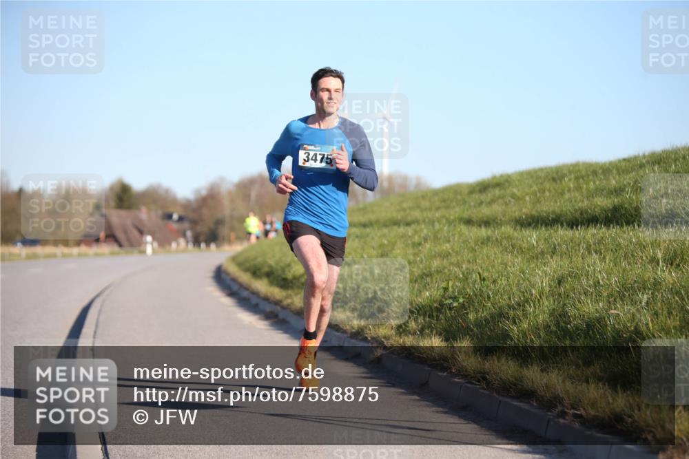 06.04.2025 - 44. Internationalen Wilhelmsburger Insellauf Jannik Wohlers http://msf.ph/oto/7598875 06.04.2025 09:17:59 Laufen 3475 meine-sportfotos.de