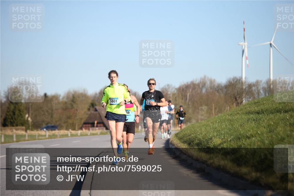 06.04.2025 - 44. Internationalen Wilhelmsburger Insellauf Jannik Wohlers http://msf.ph/oto/7599025 06.04.2025 09:18:14 Laufen 5001, 59, 51 meine-sportfotos.de