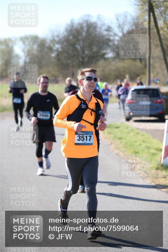 06.04.2025 - 44. Internationalen Wilhelmsburger Insellauf Jannik Wohlers http://msf.ph/oto/7599064 06.04.2025 10:39:34 Laufen 3990, 3517 meine-sportfotos.de