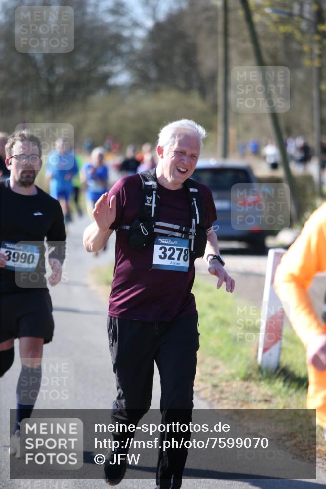 06.04.2025 - 44. Internationalen Wilhelmsburger Insellauf Jannik Wohlers http://msf.ph/oto/7599070 06.04.2025 10:39:35 Laufen 3990, 3278 meine-sportfotos.de
