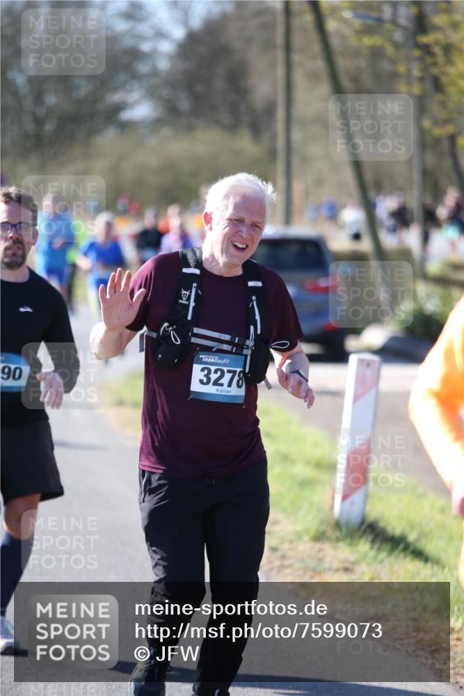 06.04.2025 - 44. Internationalen Wilhelmsburger Insellauf Jannik Wohlers http://msf.ph/oto/7599073 06.04.2025 10:39:35 Laufen 90, 3278 meine-sportfotos.de