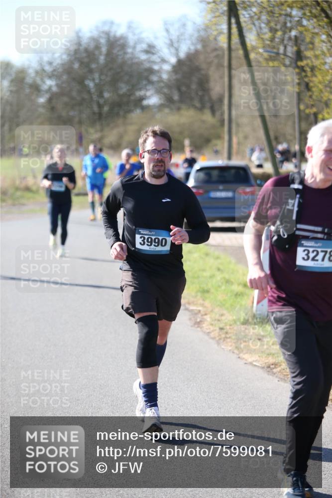 06.04.2025 - 44. Internationalen Wilhelmsburger Insellauf Jannik Wohlers http://msf.ph/oto/7599081 06.04.2025 10:39:36 Laufen 3990, 3278 meine-sportfotos.de