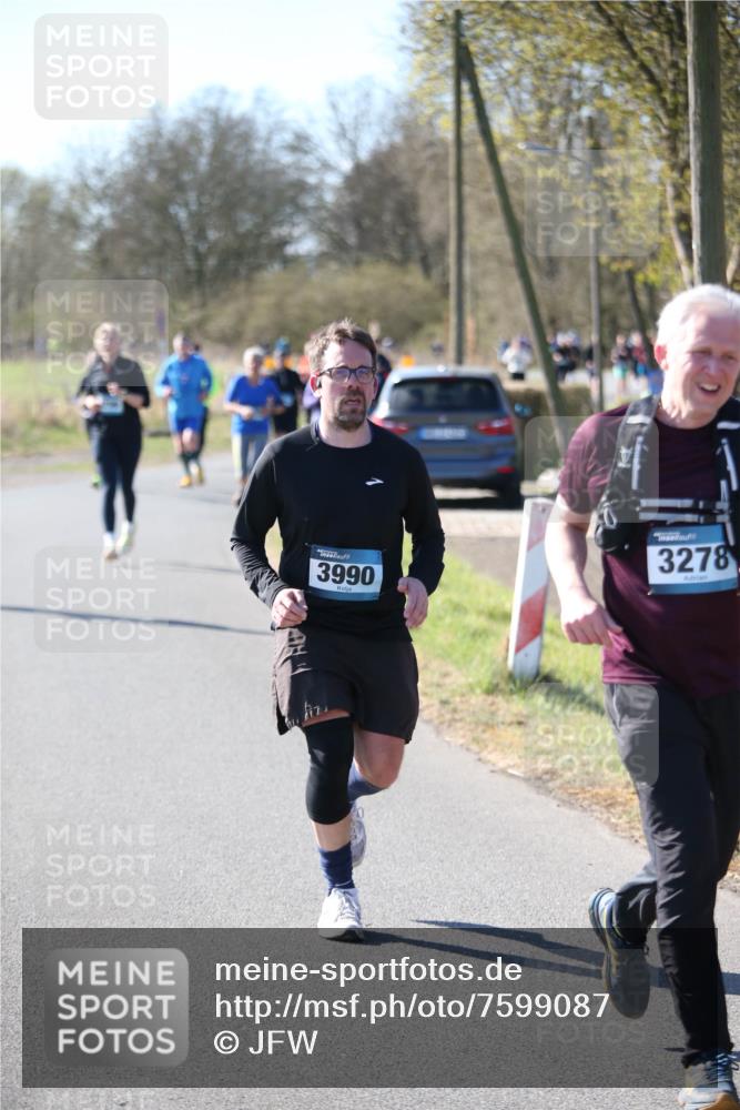 06.04.2025 - 44. Internationalen Wilhelmsburger Insellauf Jannik Wohlers http://msf.ph/oto/7599087 06.04.2025 10:39:36 Laufen 3990, 3278 meine-sportfotos.de