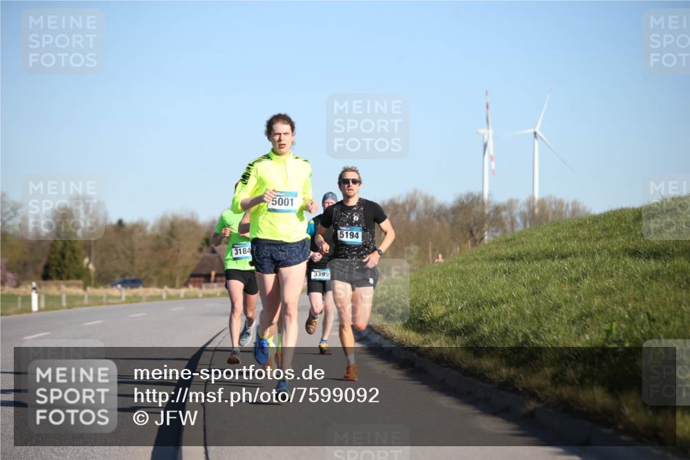 06.04.2025 - 44. Internationalen Wilhelmsburger Insellauf Jannik Wohlers http://msf.ph/oto/7599092 06.04.2025 09:18:17 Laufen 3184, 5001, 3399, 5194 meine-sportfotos.de