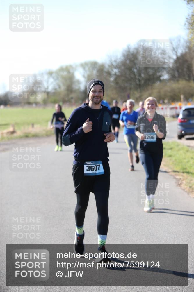 06.04.2025 - 44. Internationalen Wilhelmsburger Insellauf Jannik Wohlers http://msf.ph/oto/7599124 06.04.2025 10:39:41 Laufen 3607, 3296 meine-sportfotos.de