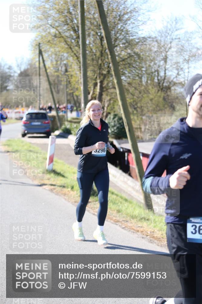06.04.2025 - 44. Internationalen Wilhelmsburger Insellauf Jannik Wohlers http://msf.ph/oto/7599153 06.04.2025 10:39:43 Laufen 3296, 36 meine-sportfotos.de