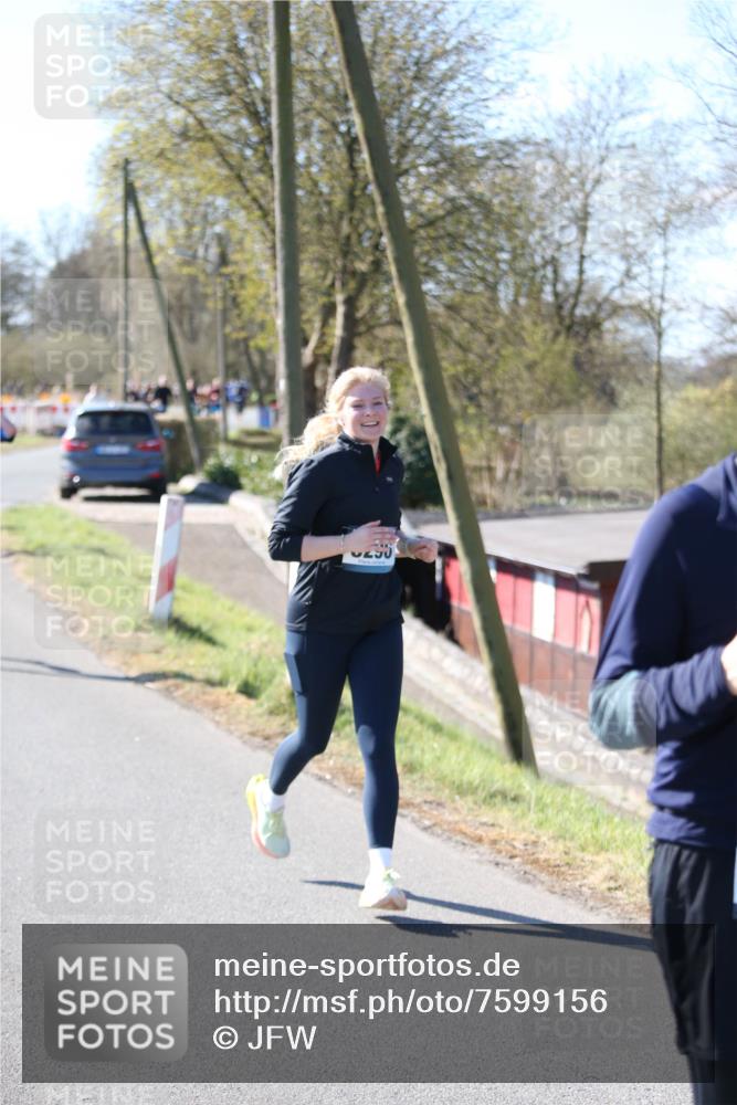 06.04.2025 - 44. Internationalen Wilhelmsburger Insellauf Jannik Wohlers http://msf.ph/oto/7599156 06.04.2025 10:39:43 Laufen 130 meine-sportfotos.de