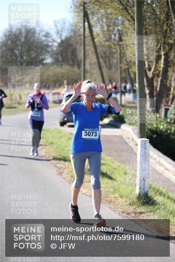 06.04.2025 - 44. Internationalen Wilhelmsburger Insellauf Jannik Wohlers http://msf.ph/oto/7599180 06.04.2025 10:39:45 Laufen 3073 meine-sportfotos.de