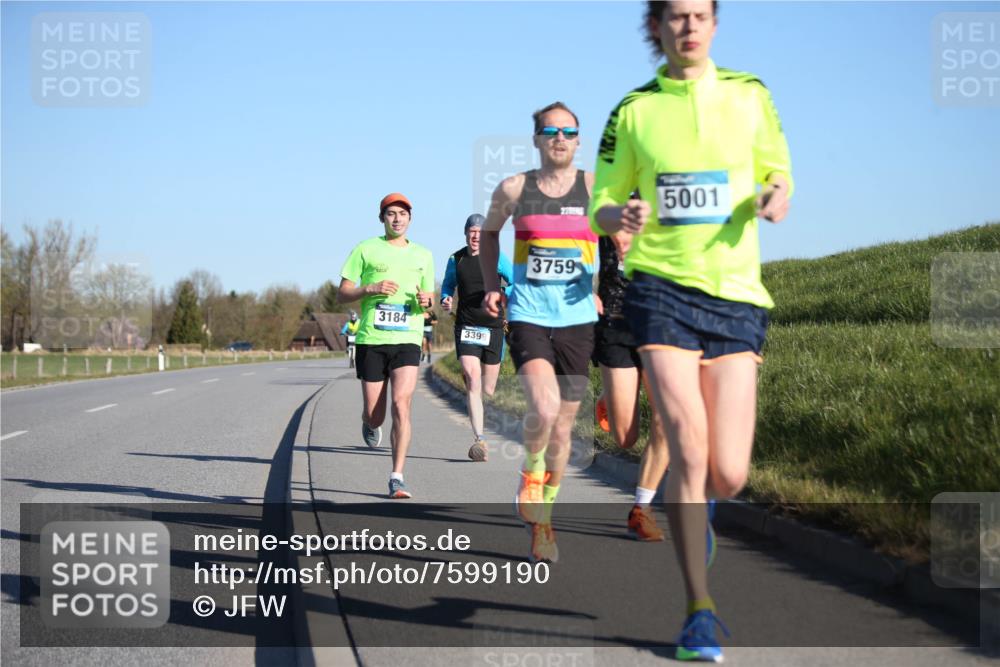 06.04.2025 - 44. Internationalen Wilhelmsburger Insellauf Jannik Wohlers http://msf.ph/oto/7599190 06.04.2025 09:18:19 Laufen 3184, 3399, 226, 3759, 5001 meine-sportfotos.de