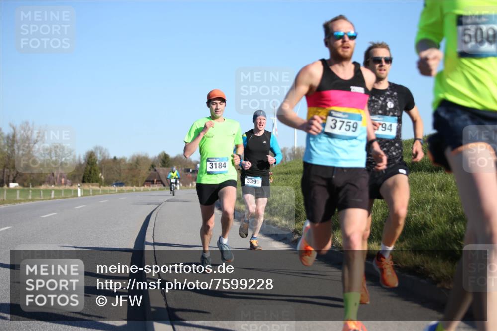 06.04.2025 - 44. Internationalen Wilhelmsburger Insellauf Jannik Wohlers http://msf.ph/oto/7599228 06.04.2025 09:18:20 Laufen 3184, 3399, 3759, 94, 500 meine-sportfotos.de