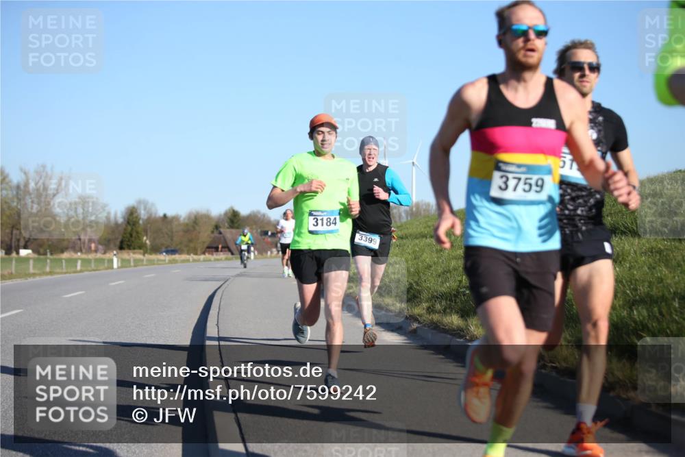 06.04.2025 - 44. Internationalen Wilhelmsburger Insellauf Jannik Wohlers http://msf.ph/oto/7599242 06.04.2025 09:18:20 Laufen 3184, 3399, 3759 meine-sportfotos.de