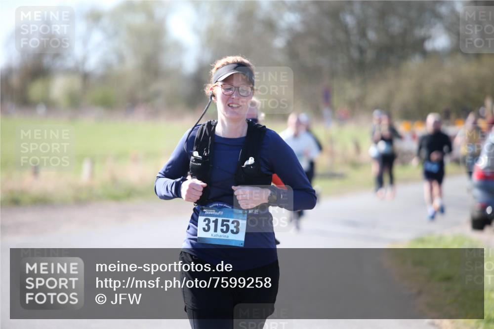 06.04.2025 - 44. Internationalen Wilhelmsburger Insellauf Jannik Wohlers http://msf.ph/oto/7599258 06.04.2025 10:39:55 Laufen 3153 meine-sportfotos.de