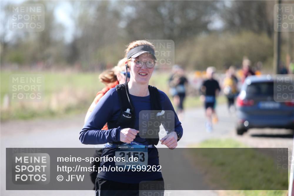 06.04.2025 - 44. Internationalen Wilhelmsburger Insellauf Jannik Wohlers http://msf.ph/oto/7599262 06.04.2025 10:39:56 Laufen 3153 meine-sportfotos.de