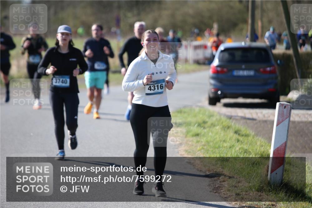 06.04.2025 - 44. Internationalen Wilhelmsburger Insellauf Jannik Wohlers http://msf.ph/oto/7599272 06.04.2025 10:40:03 Laufen 3740, 4316 meine-sportfotos.de
