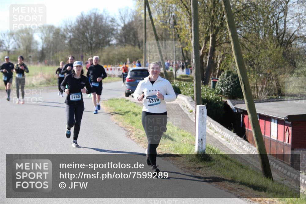 06.04.2025 - 44. Internationalen Wilhelmsburger Insellauf Jannik Wohlers http://msf.ph/oto/7599289 06.04.2025 10:40:05 Laufen 3740, 4929, 4316 meine-sportfotos.de