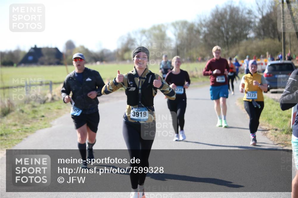 06.04.2025 - 44. Internationalen Wilhelmsburger Insellauf Jannik Wohlers http://msf.ph/oto/7599328 06.04.2025 10:40:12 Laufen 567, 3919, 4235, 4166, 3223 meine-sportfotos.de