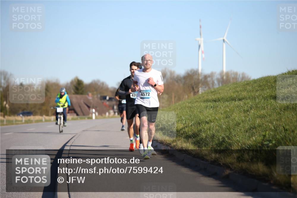 06.04.2025 - 44. Internationalen Wilhelmsburger Insellauf Jannik Wohlers http://msf.ph/oto/7599424 06.04.2025 09:18:24 Laufen 420, 4572 meine-sportfotos.de