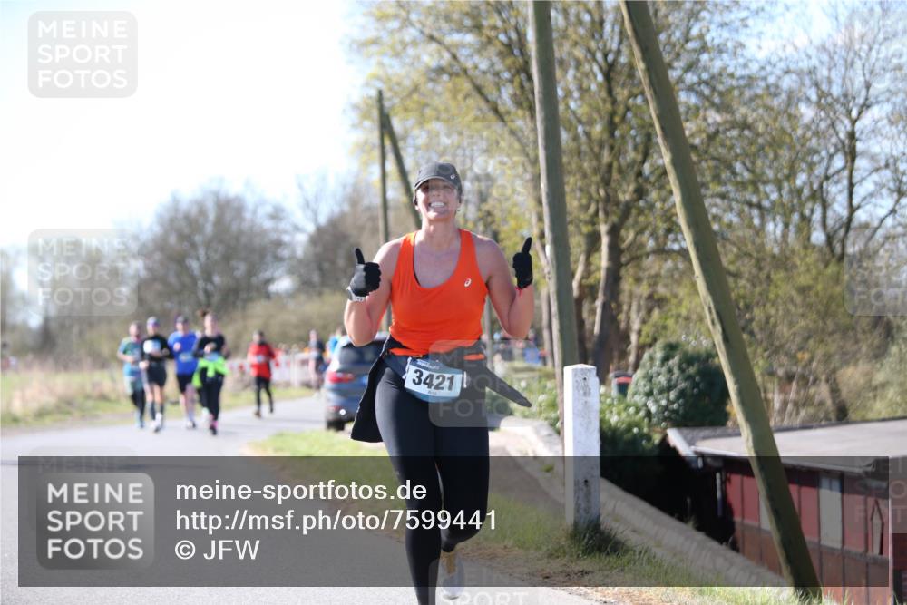 06.04.2025 - 44. Internationalen Wilhelmsburger Insellauf Jannik Wohlers http://msf.ph/oto/7599441 06.04.2025 10:40:23 Laufen 3421 meine-sportfotos.de