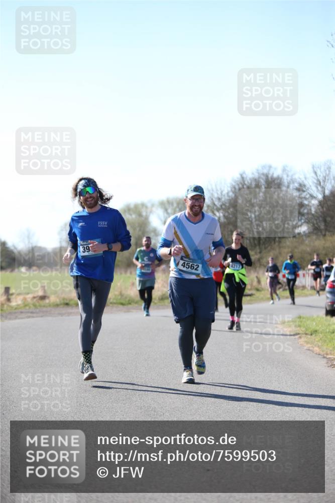 06.04.2025 - 44. Internationalen Wilhelmsburger Insellauf Jannik Wohlers http://msf.ph/oto/7599503 06.04.2025 10:40:28 Laufen 39, 4562, 4217 meine-sportfotos.de