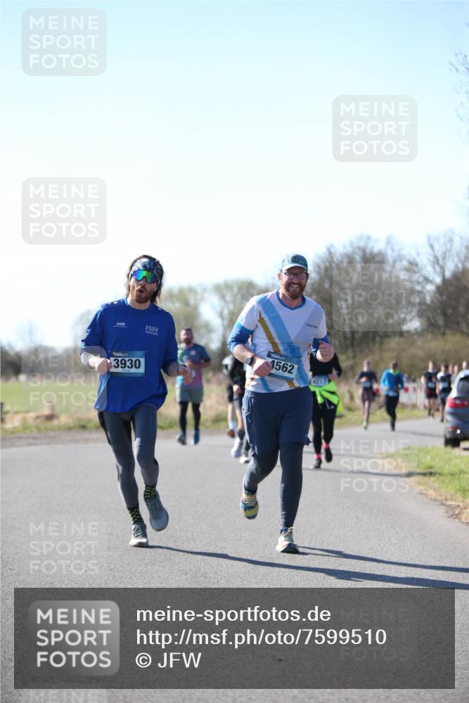 06.04.2025 - 44. Internationalen Wilhelmsburger Insellauf Jannik Wohlers http://msf.ph/oto/7599510 06.04.2025 10:40:28 Laufen 3930, 1562, 4217 meine-sportfotos.de