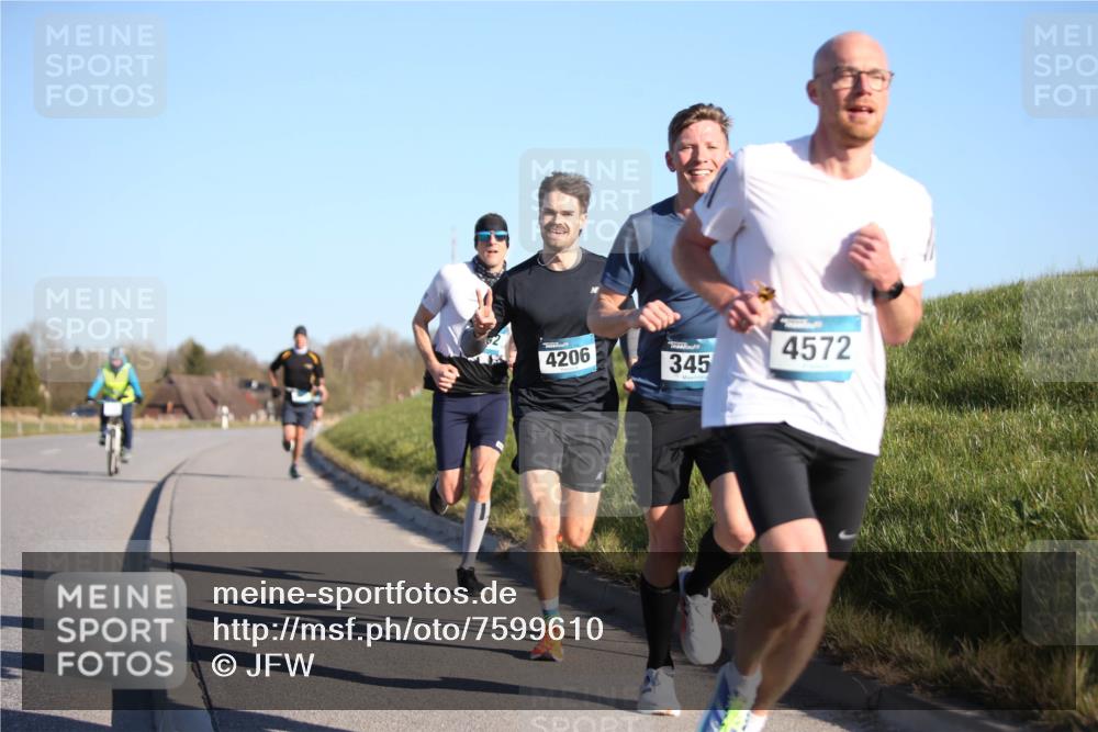 06.04.2025 - 44. Internationalen Wilhelmsburger Insellauf Jannik Wohlers http://msf.ph/oto/7599610 06.04.2025 09:18:27 Laufen 4206, 345, 4572 meine-sportfotos.de