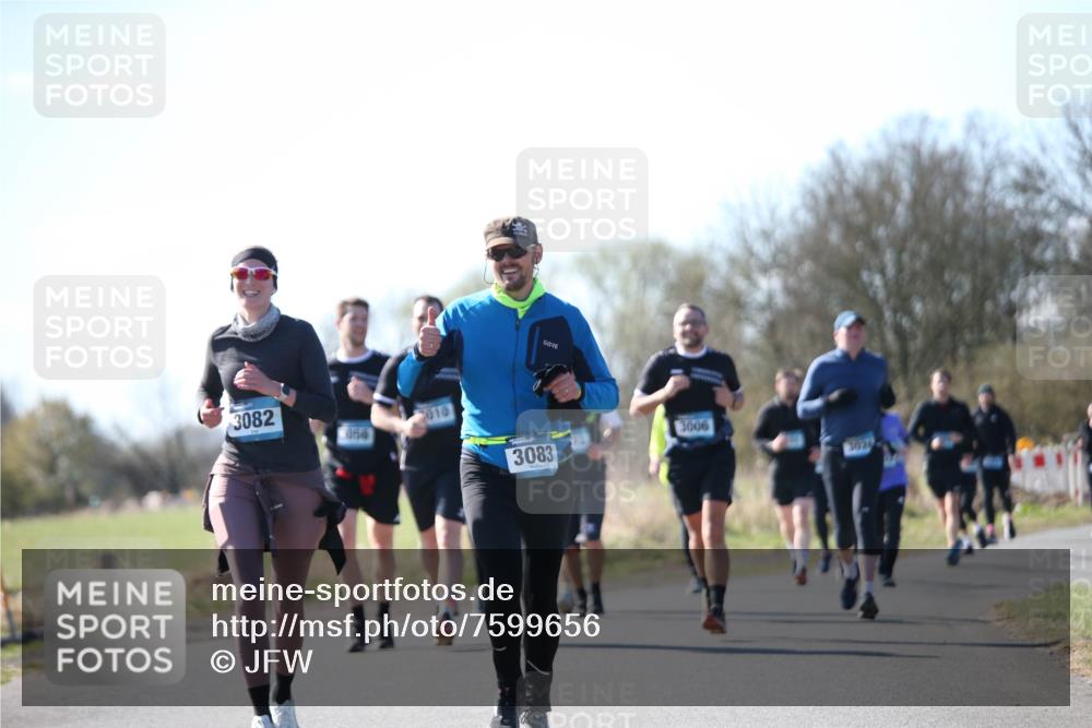 06.04.2025 - 44. Internationalen Wilhelmsburger Insellauf Jannik Wohlers http://msf.ph/oto/7599656 06.04.2025 10:40:43 Laufen 3082, 056, 2010, 3083, 3006, 3620 meine-sportfotos.de