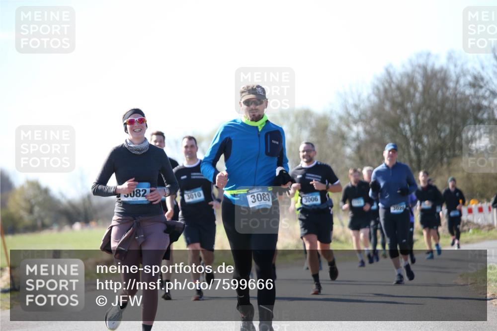 06.04.2025 - 44. Internationalen Wilhelmsburger Insellauf Jannik Wohlers http://msf.ph/oto/7599666 06.04.2025 10:40:43 Laufen 1, 082, 3010, 3083, 3006, 3026 meine-sportfotos.de