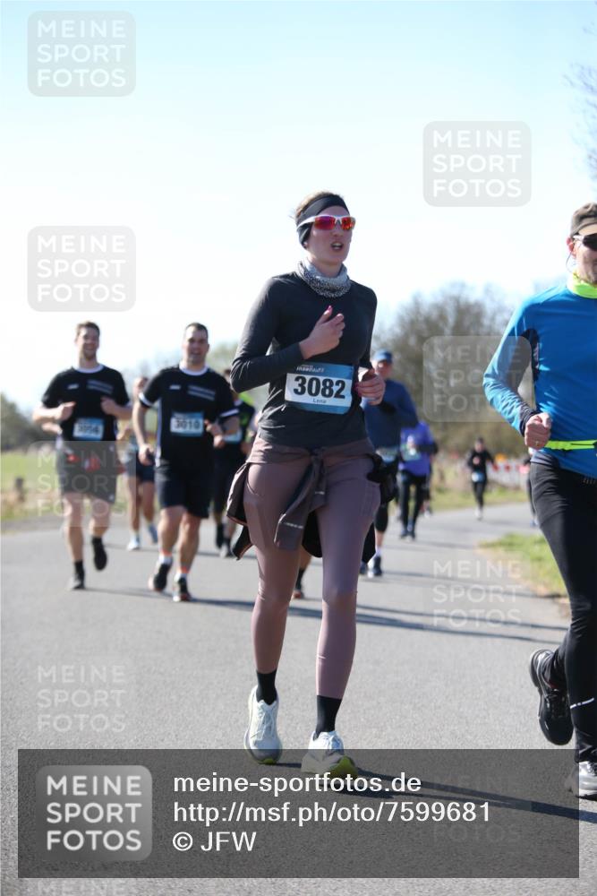 06.04.2025 - 44. Internationalen Wilhelmsburger Insellauf Jannik Wohlers http://msf.ph/oto/7599681 06.04.2025 10:40:46 Laufen 2010, 3082 meine-sportfotos.de