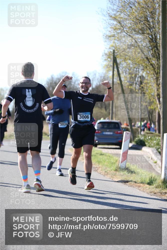 06.04.2025 - 44. Internationalen Wilhelmsburger Insellauf Jannik Wohlers http://msf.ph/oto/7599709 06.04.2025 10:40:48 Laufen 3026, 3006 meine-sportfotos.de
