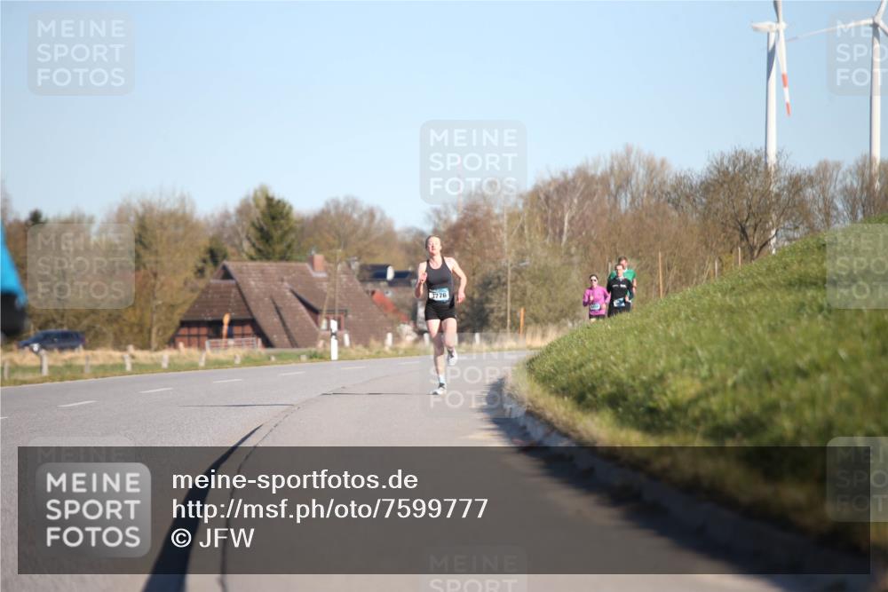 06.04.2025 - 44. Internationalen Wilhelmsburger Insellauf Jannik Wohlers http://msf.ph/oto/7599777 06.04.2025 09:18:32 Laufen 3776 meine-sportfotos.de