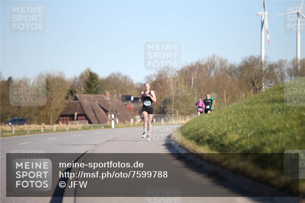 06.04.2025 - 44. Internationalen Wilhelmsburger Insellauf Jannik Wohlers http://msf.ph/oto/7599788 06.04.2025 09:18:33 Laufen 3776 meine-sportfotos.de