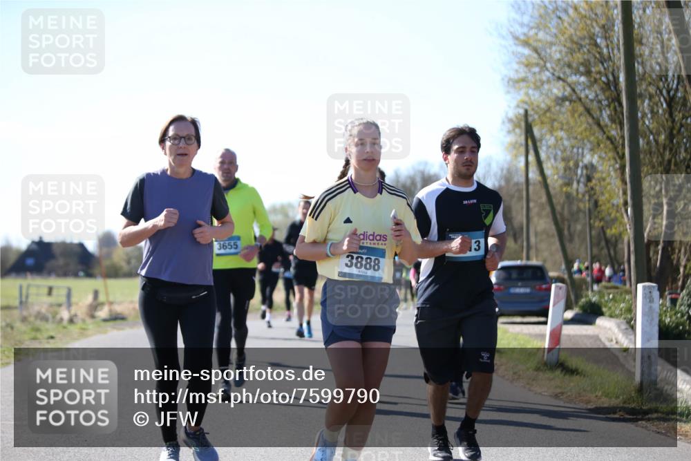06.04.2025 - 44. Internationalen Wilhelmsburger Insellauf Jannik Wohlers http://msf.ph/oto/7599790 06.04.2025 10:40:52 Laufen 3655, 3888 meine-sportfotos.de