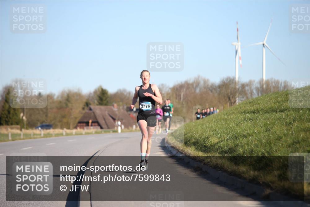 06.04.2025 - 44. Internationalen Wilhelmsburger Insellauf Jannik Wohlers http://msf.ph/oto/7599843 06.04.2025 09:18:39 Laufen 3776 meine-sportfotos.de