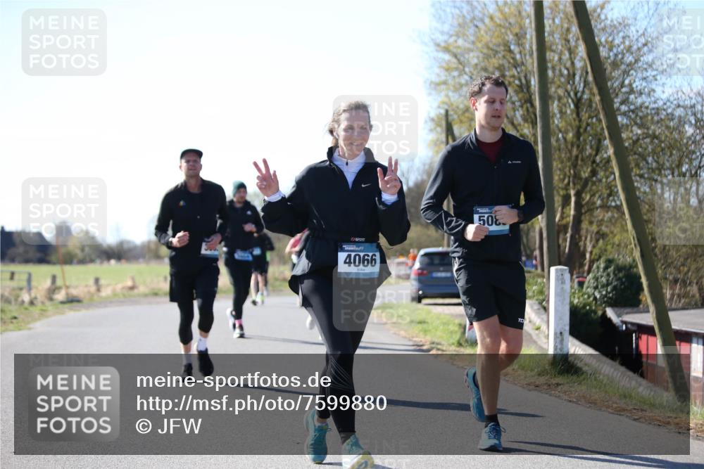 06.04.2025 - 44. Internationalen Wilhelmsburger Insellauf Jannik Wohlers http://msf.ph/oto/7599880 06.04.2025 10:40:59 Laufen 4066, 50 meine-sportfotos.de