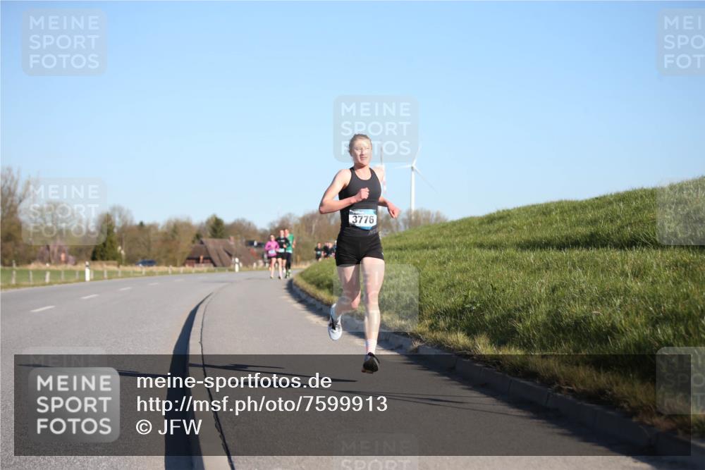 06.04.2025 - 44. Internationalen Wilhelmsburger Insellauf Jannik Wohlers http://msf.ph/oto/7599913 06.04.2025 09:18:42 Laufen 3776 meine-sportfotos.de